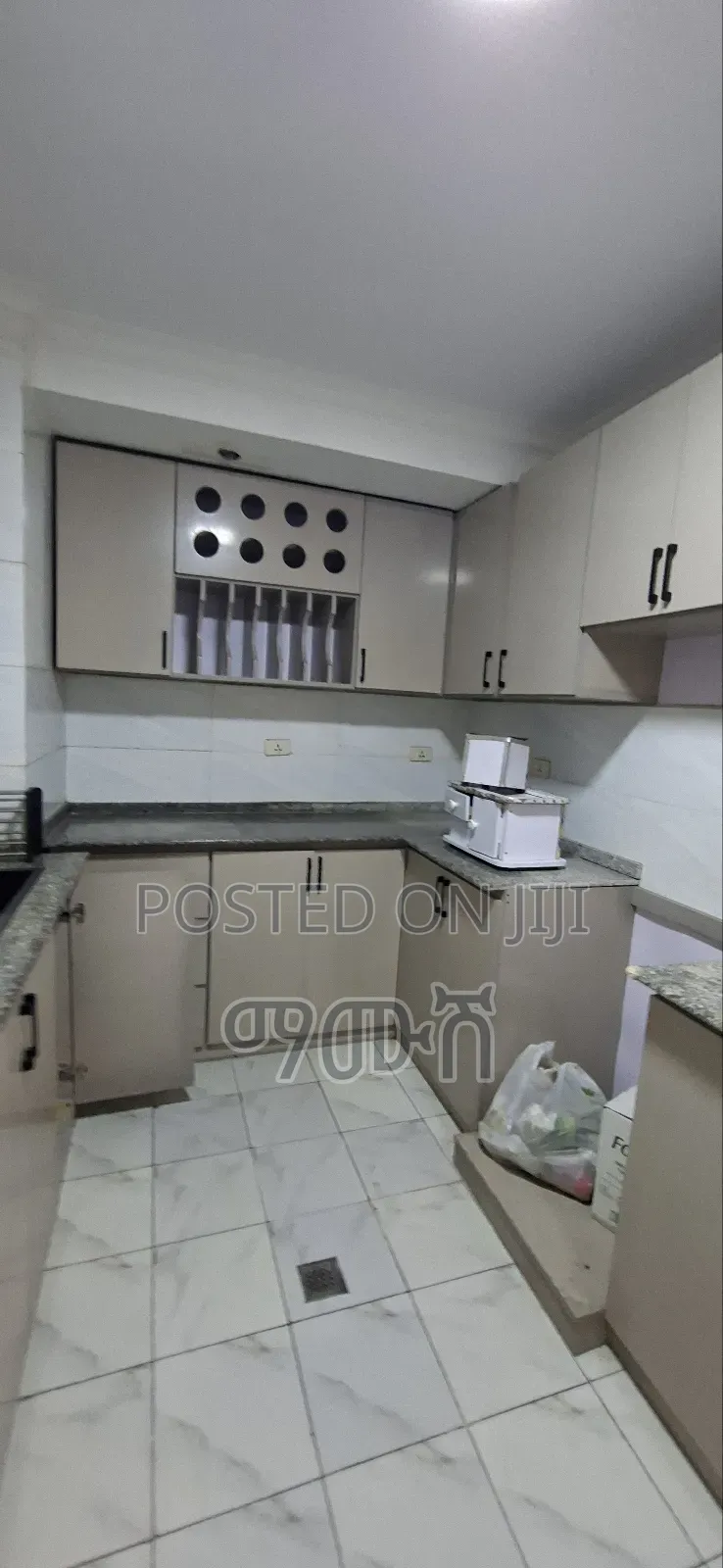 Furnished 3bdrm Condo in አዲስ አበባ, Bole for sale