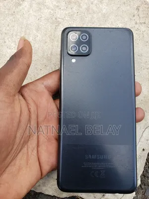 Samsung A12