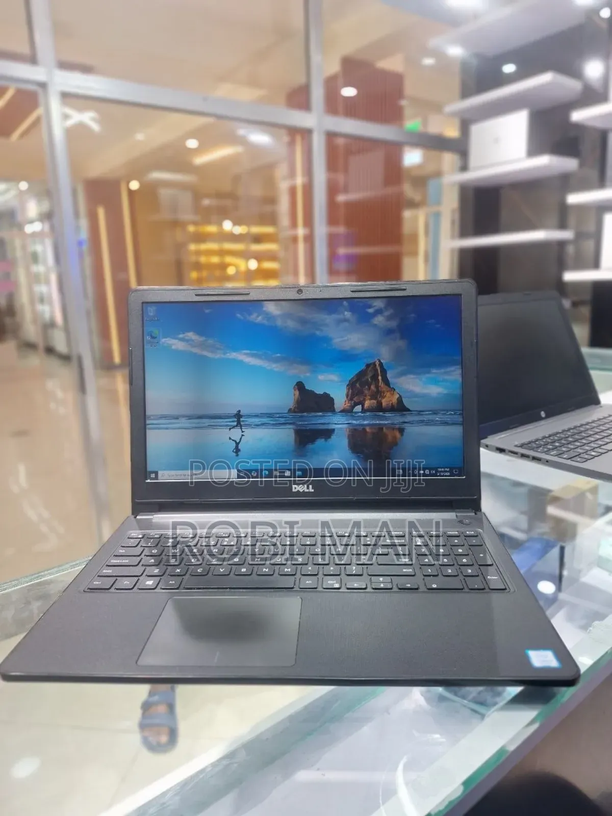 New Laptop Dell Vostro DVCI315 8GB Intel Core i5 HDD 1T