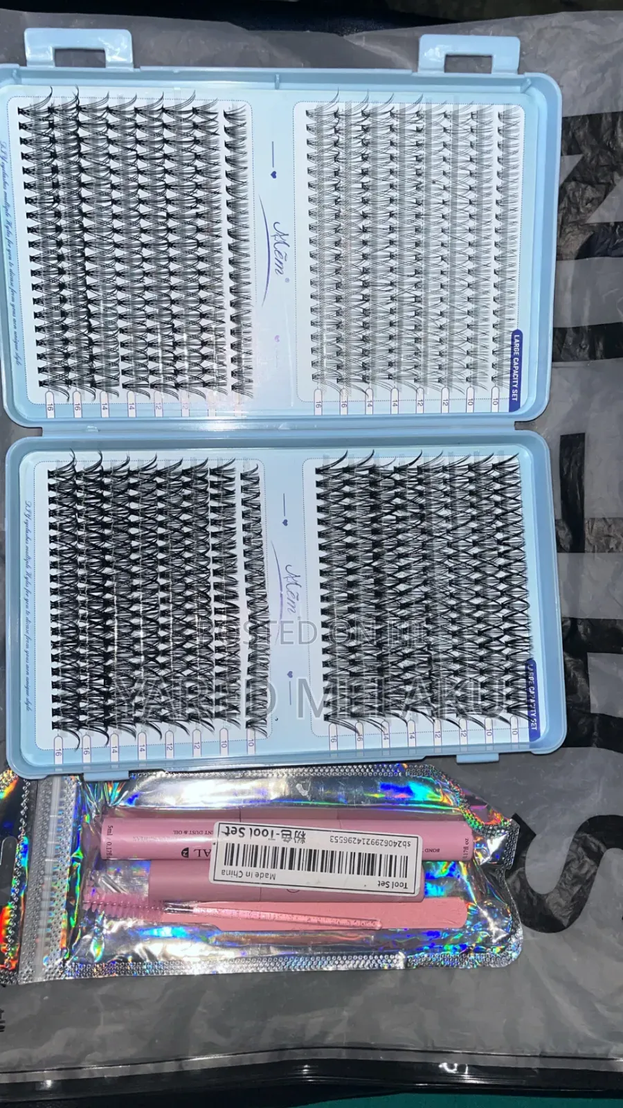 Eyelashes With Installer Tool
