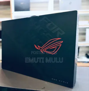 New Laptop Asus ROG Strix G17 16GB Intel Core i9 SSD 1T