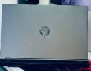 New Laptop Lenovo Legion 5 16GB AMD Ryzen 7 SSD 512GB