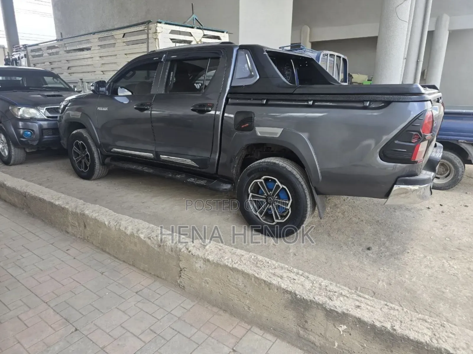 Toyota Hilux 2018 Gray