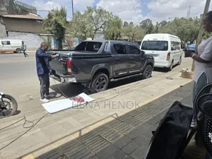 Toyota Hilux 2018 Gray
