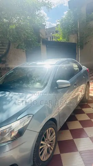 Toyota Yaris 2015 Blue