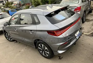 BYD E2 43 kWh 94 hp FWD 2025