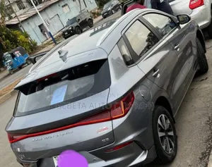 BYD E2 43 kWh 94 hp FWD 2025