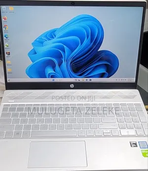 New Laptop HP Pavilion 15 8GB Intel Core i5 SSD 512GB