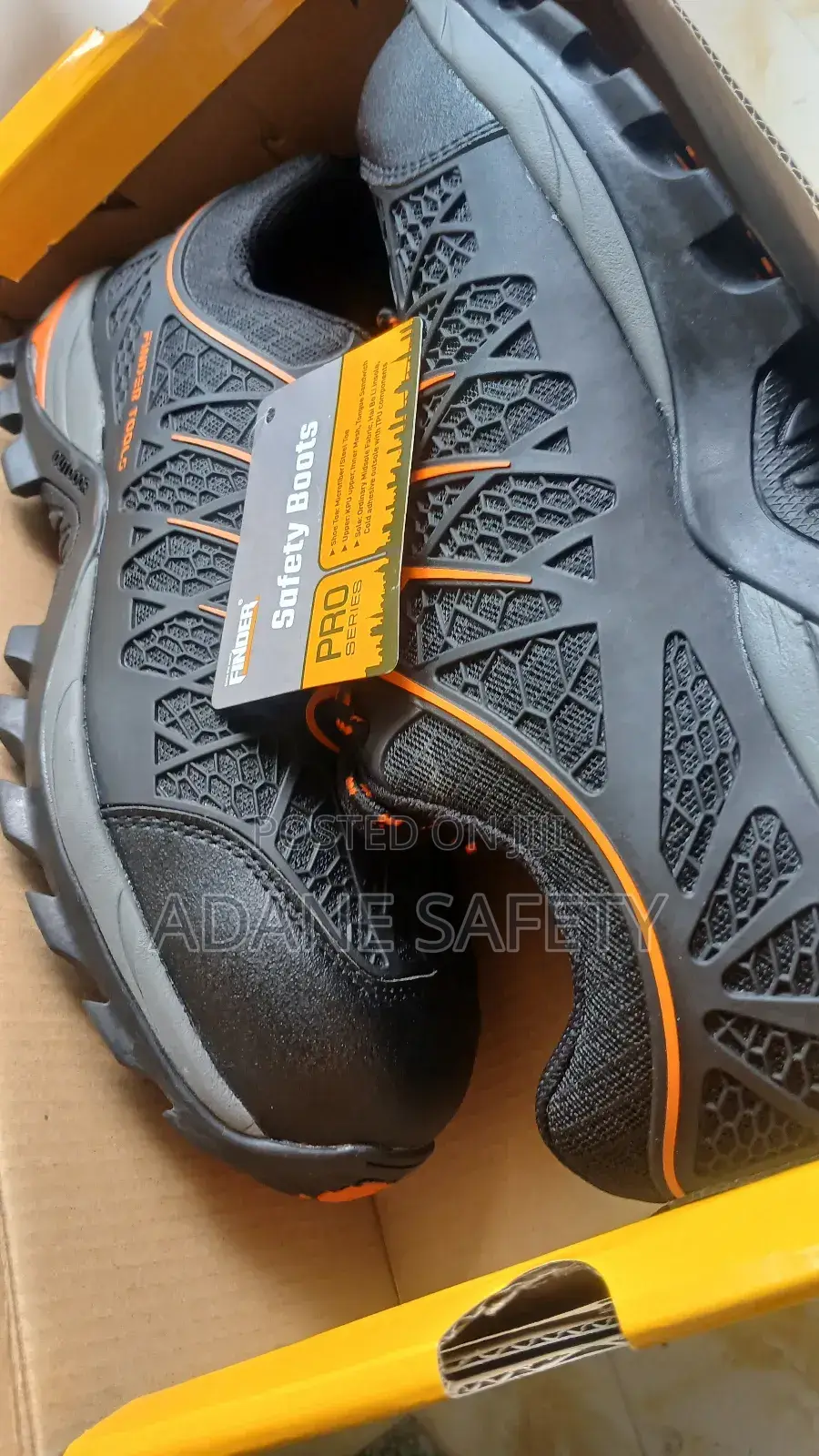 ፋይንደር ዘናጭ ሴፍቲ ጫማ Finder Safety Shoe Lightweight And Stylish