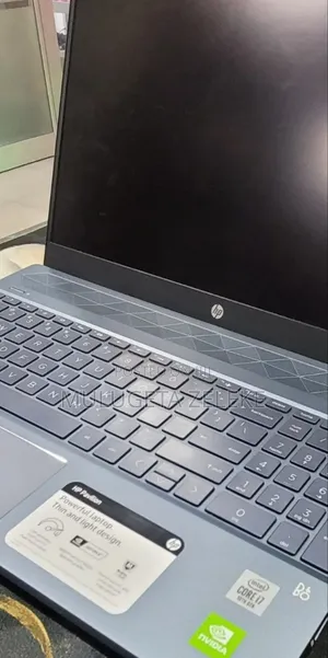 New Laptop HP Pavilion 15 8GB Intel Core i7 SSD 512GB