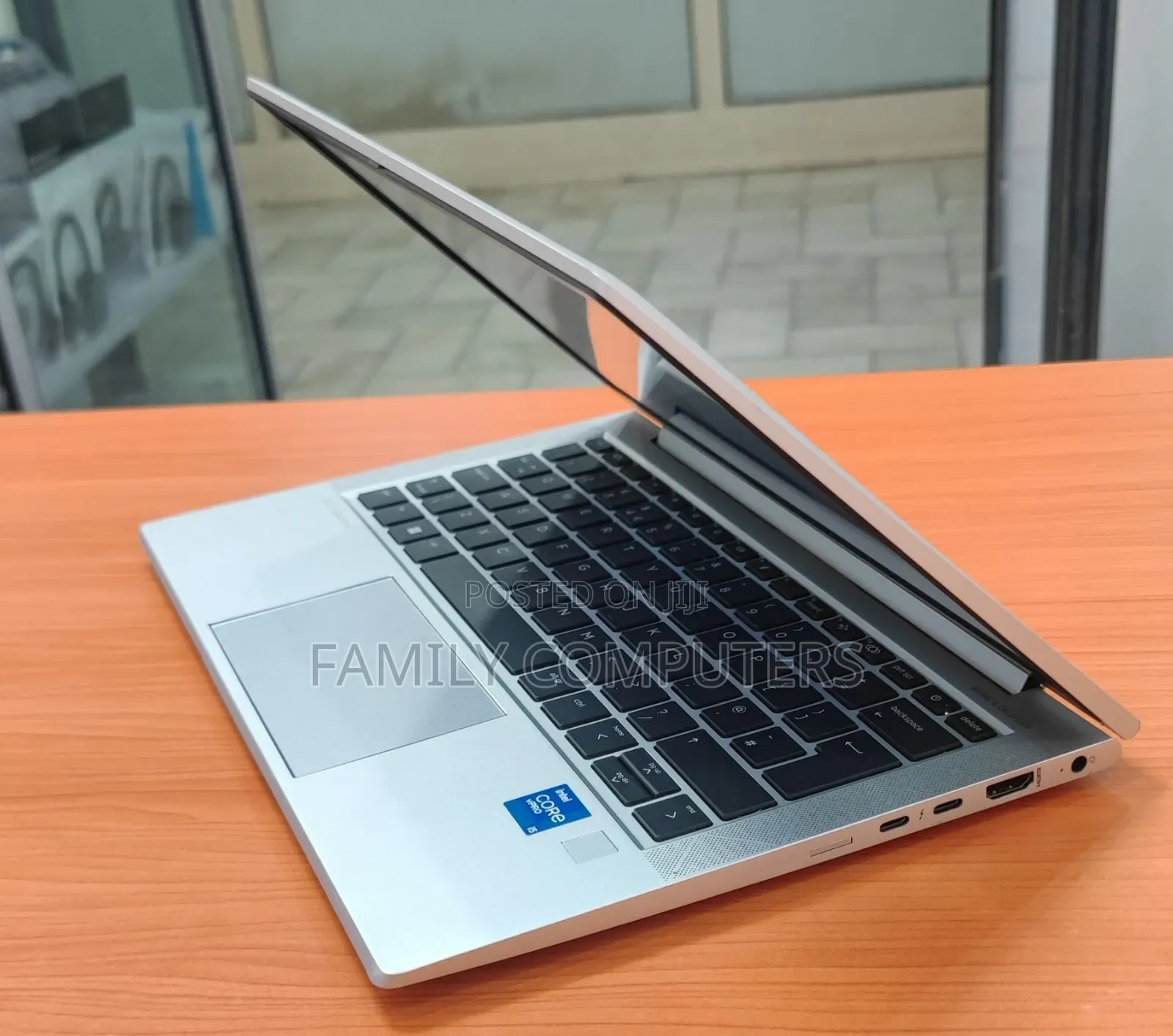 New Laptop HP EliteBook 840 8GB Intel Core i5 SSD 512GB