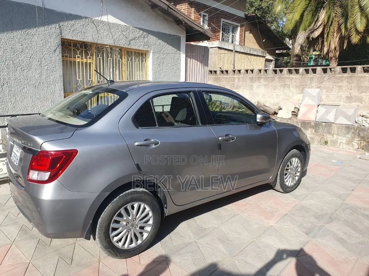 Suzuki Dzire 2023 Gray