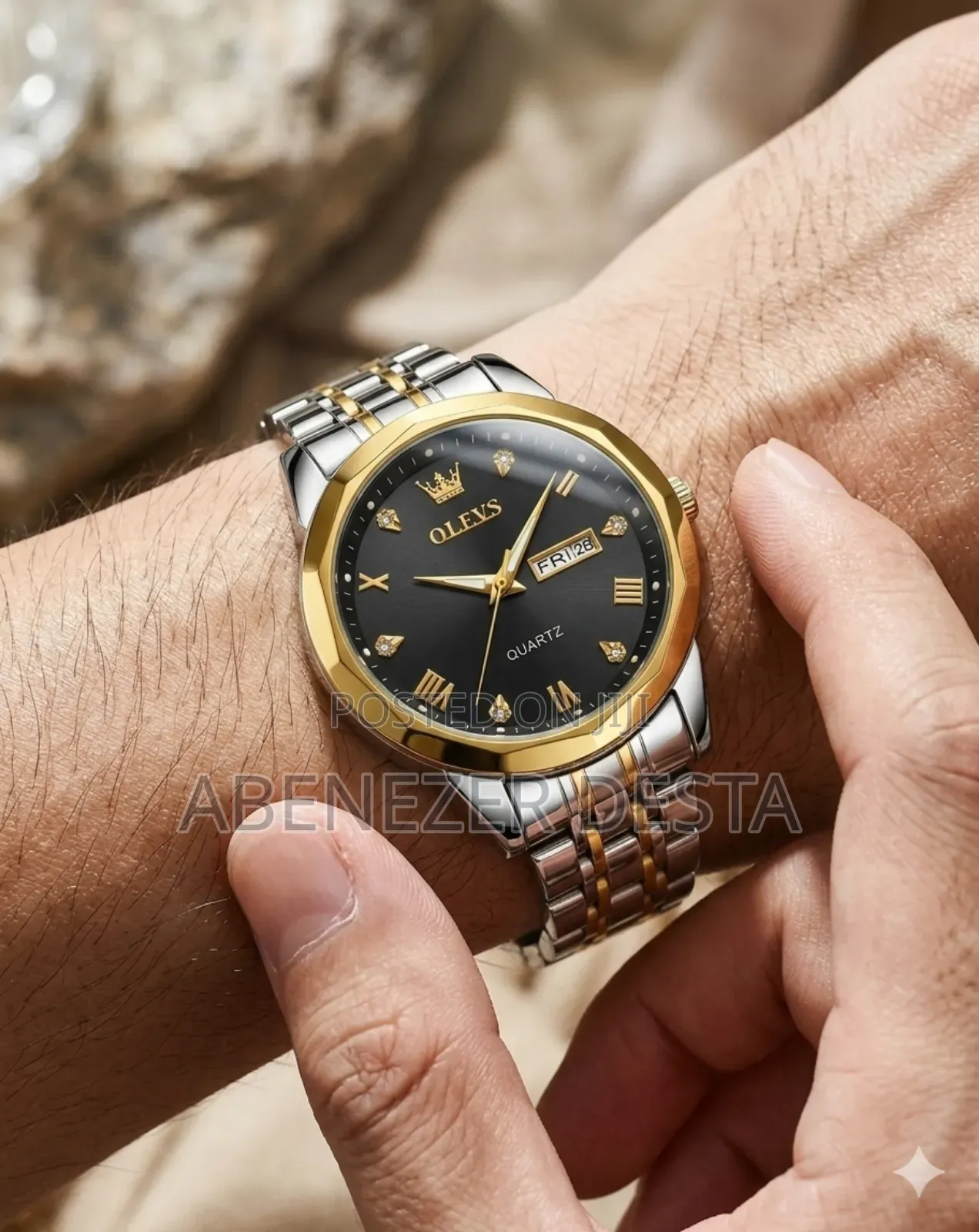 Olevs Quartz Wristwatch for Men Featuring Stainless Steel Strap