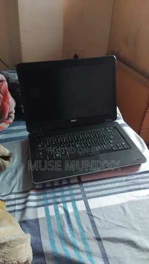 Laptop Dell Latitude E6440 8GB Intel Core i7 HDD 1T
