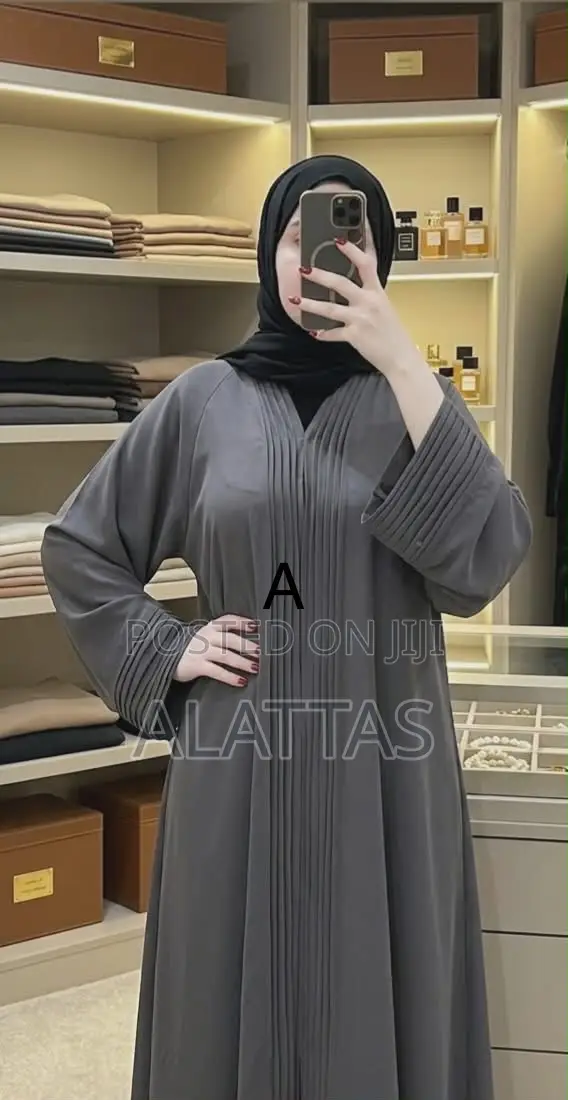Saudi Abaya