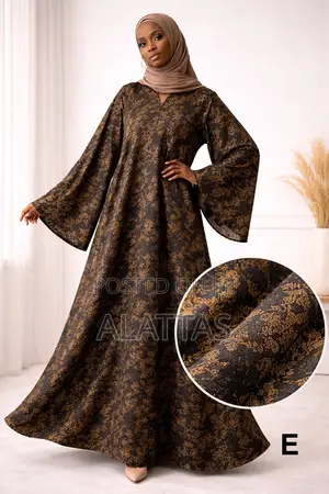 Saudi Abaya