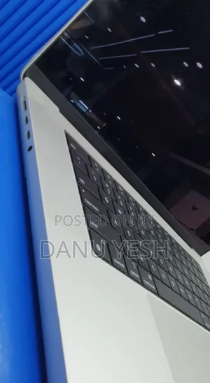 New Laptop Apple MacBook Pro 2021 M1 16GB Apple M1 SSD 512GB