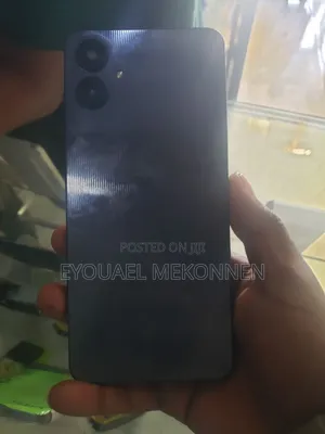New Samsung Galaxy A06 128 GB Purple