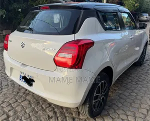 Suzuki Swift 2021 White