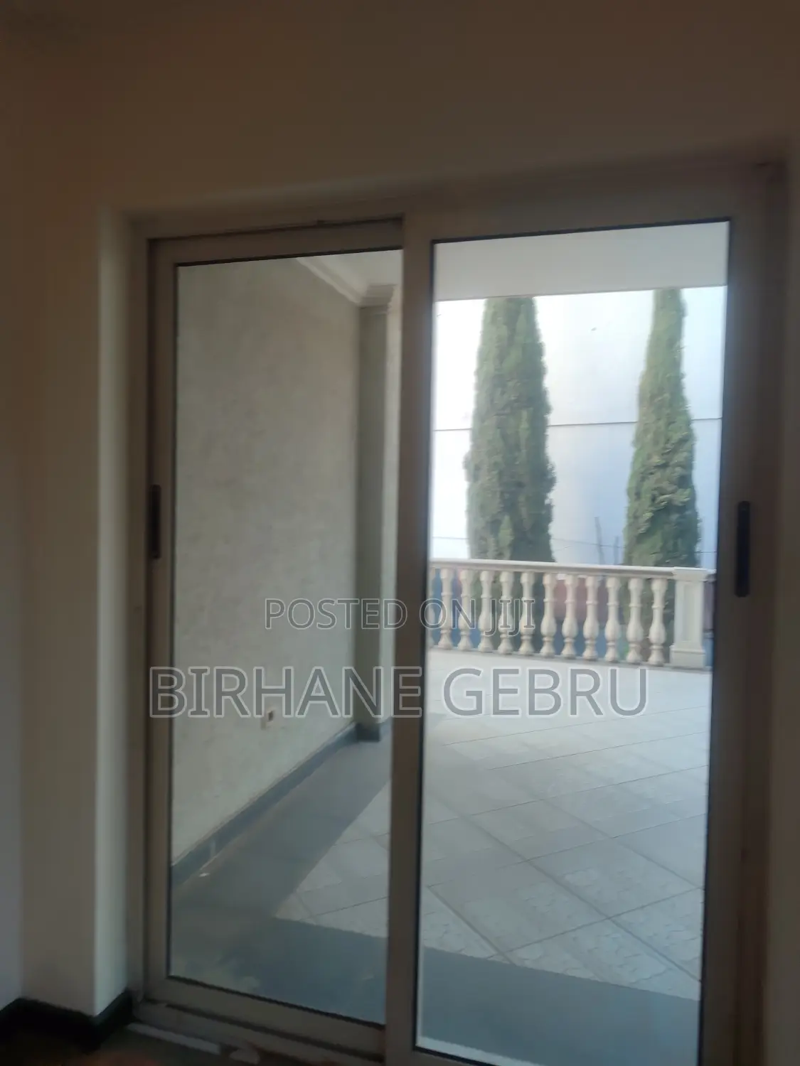 12bdrm House in Luxury House, Bole for rent