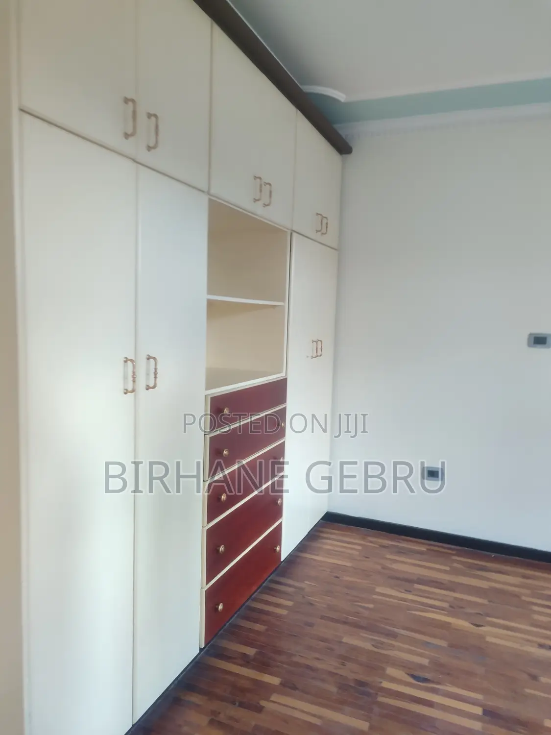 12bdrm House in Luxury House, Bole for rent