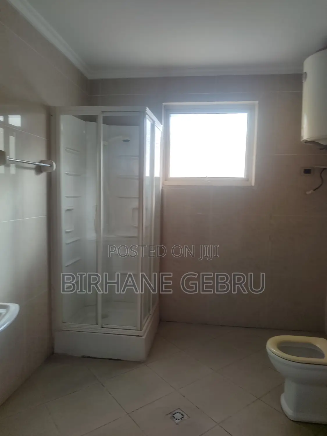 12bdrm House in Luxury House, Bole for rent
