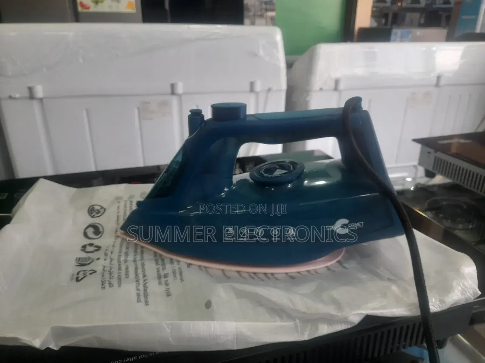 Comet Steam Iron