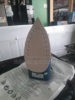 Comet Steam Iron