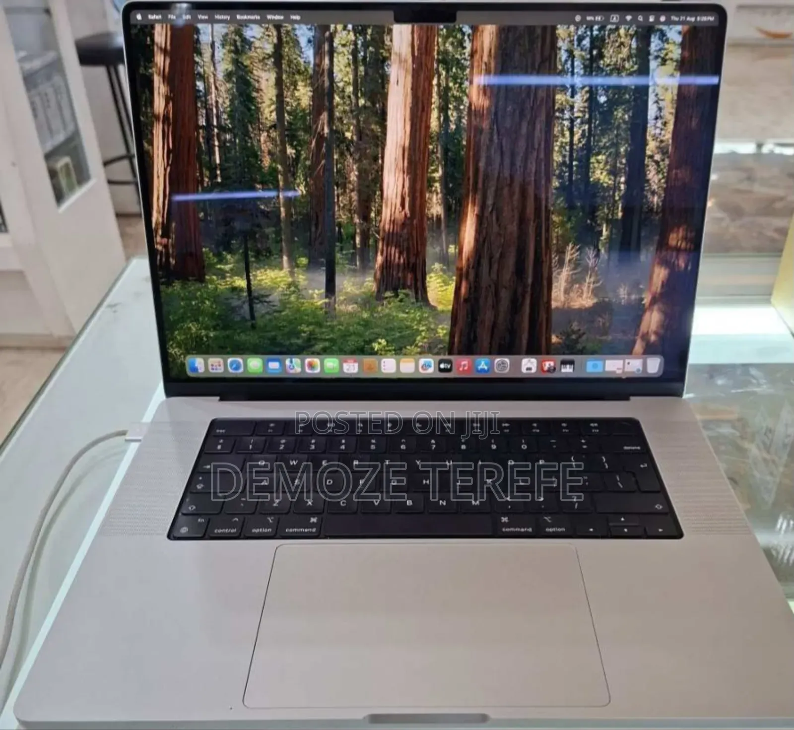 New Laptop Apple MacBook Pro M1 16GB Apple M1 Pro SSD 512GB