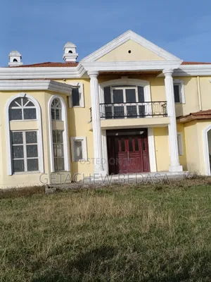 7bdrm House in Ccd, Oromia-Finfinne for sale