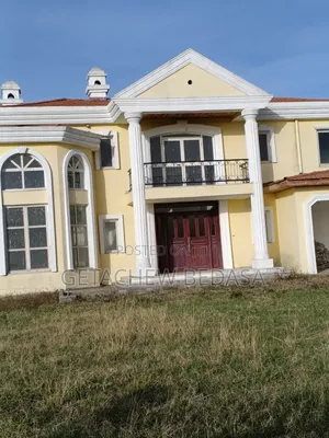 7bdrm House in Ccd, Oromia-Finfinne for sale