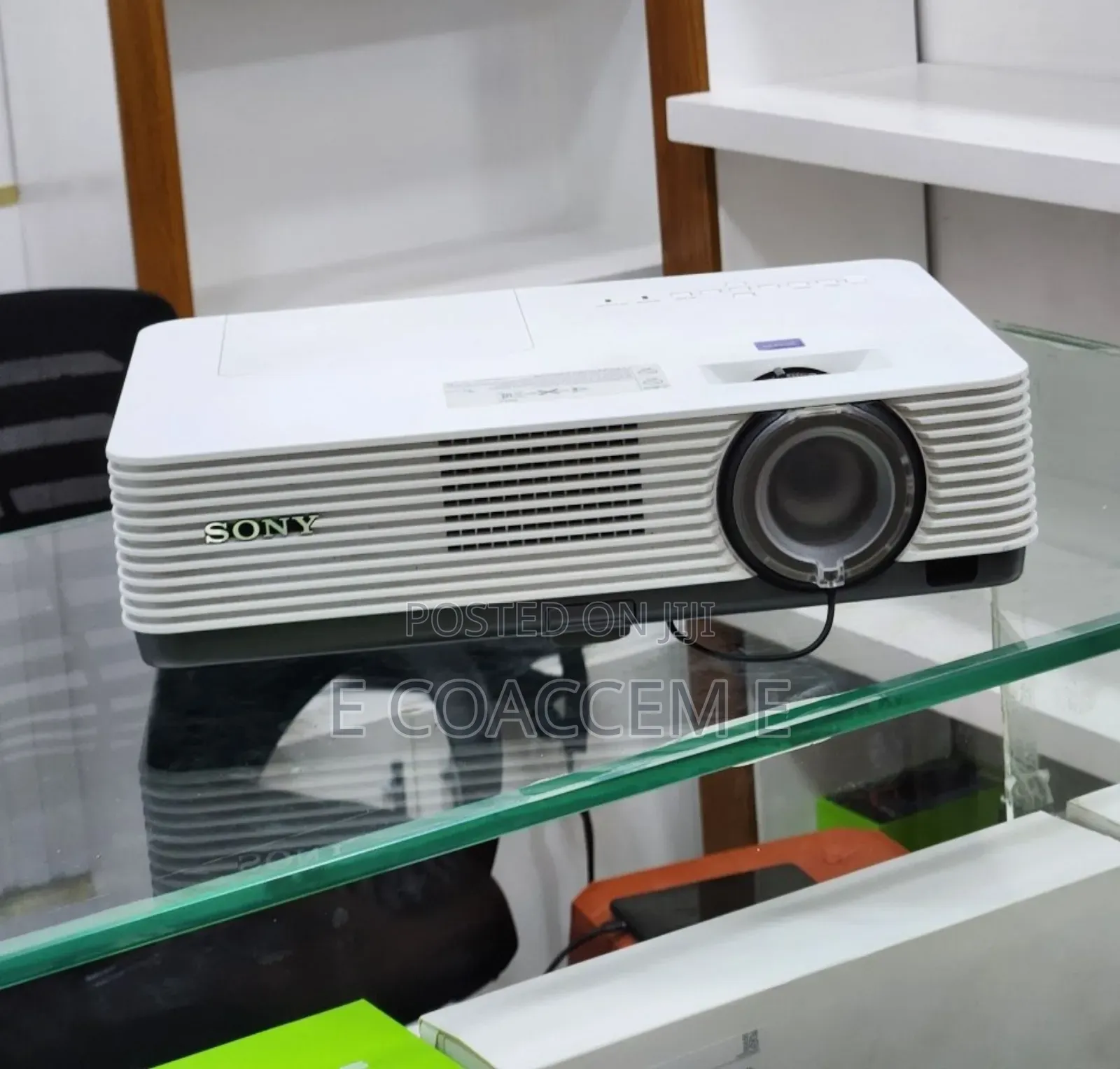Sony VPL-Dx221 Projector
