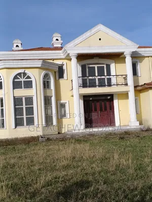 7bdrm House in Ccd, Oromia-Finfinne for sale