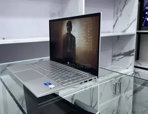 New Laptop HP Pavilion 14 8GB Intel Core i5 SSD 512GB