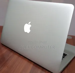 New Laptop Apple MacBook Air 2015 8GB Intel Core i5 SSD 128GB