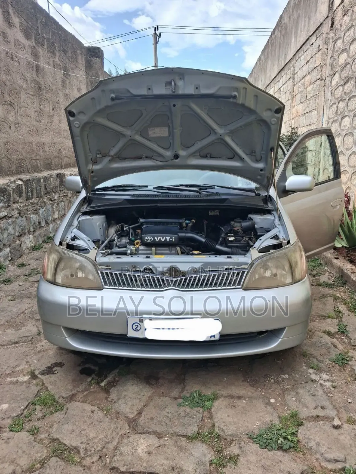 Toyota Platz 2001 Silver