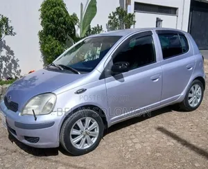 Toyota Vitz 2004