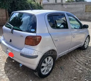 Toyota Vitz 2004