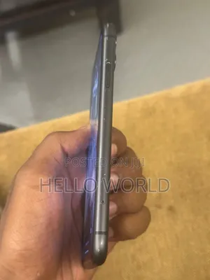Apple iPhone 11 64 GB Blue