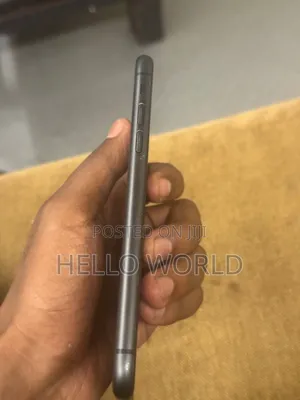 Apple iPhone 11 64 GB Blue