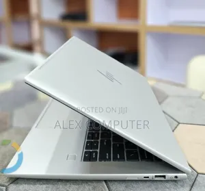 New Laptop HP EliteBook 840 G9 16GB Intel Core i7 SSD 512GB