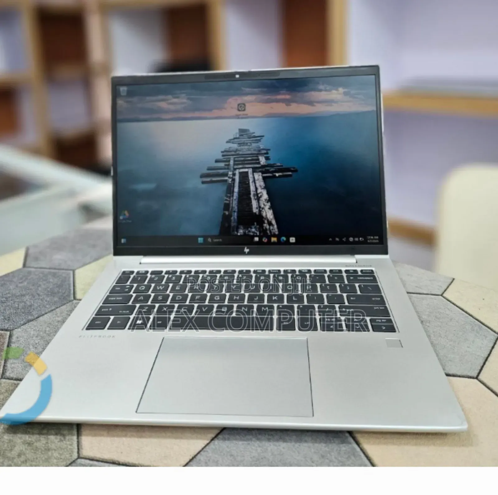 New Laptop HP EliteBook 840 G9 16GB Intel Core i7 SSD 512GB