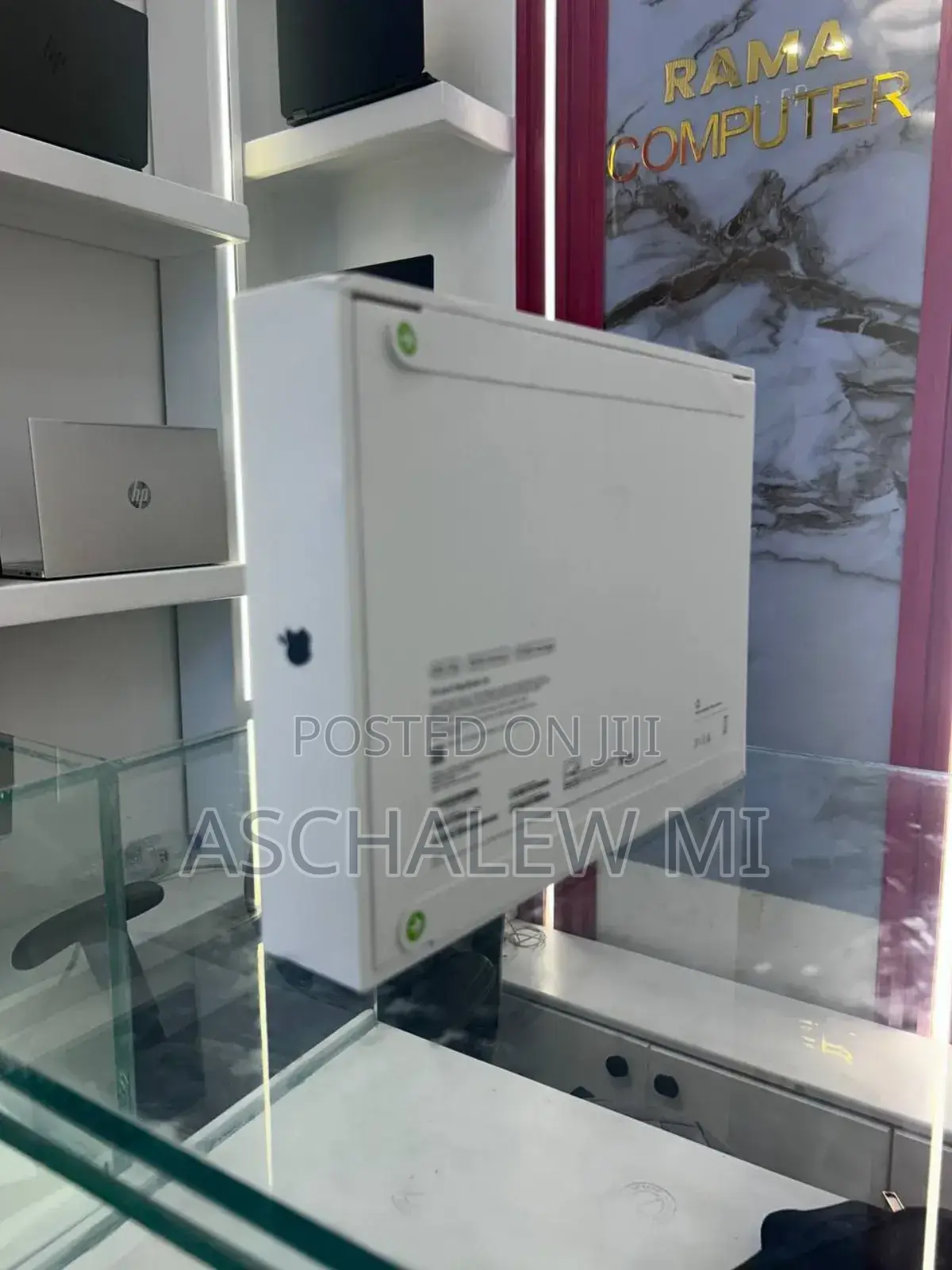 New Laptop Apple MacBook Air 2026 M5 13-inch 16GB Apple M5 SSD 512GB