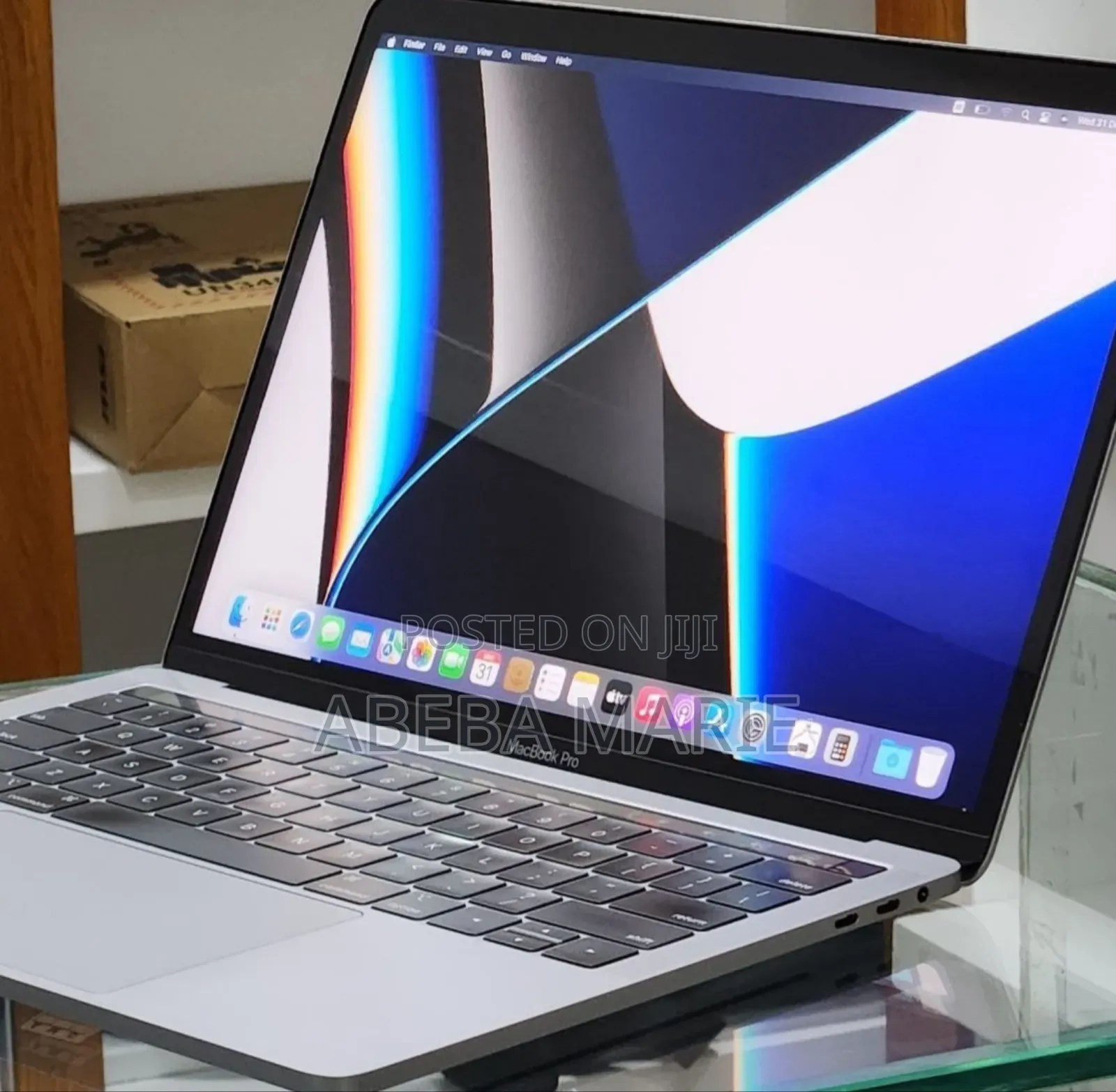New Laptop Apple MacBook Pro 2019 16GB Intel Core i7 SSD 1T
