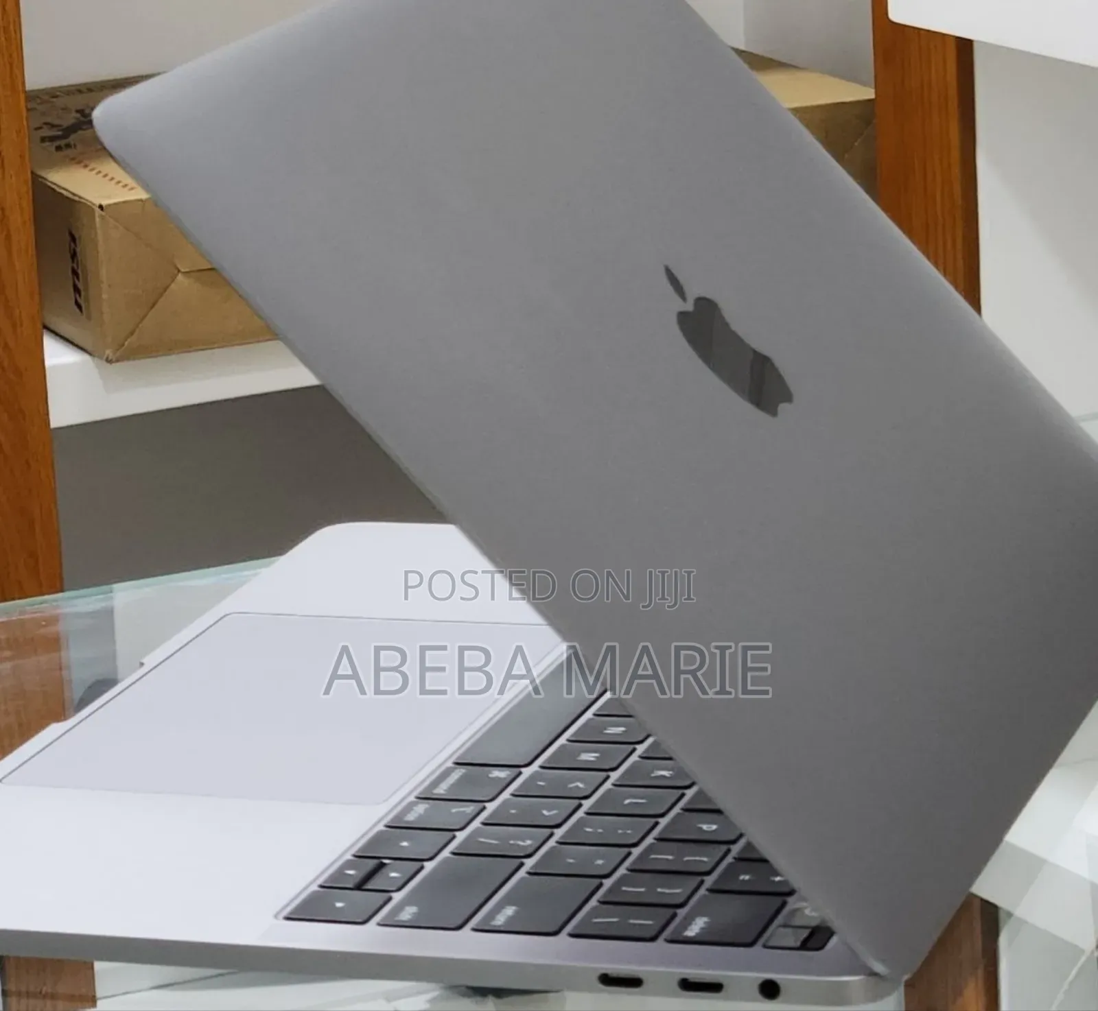 New Laptop Apple MacBook Pro 2019 16GB Intel Core i7 SSD 1T