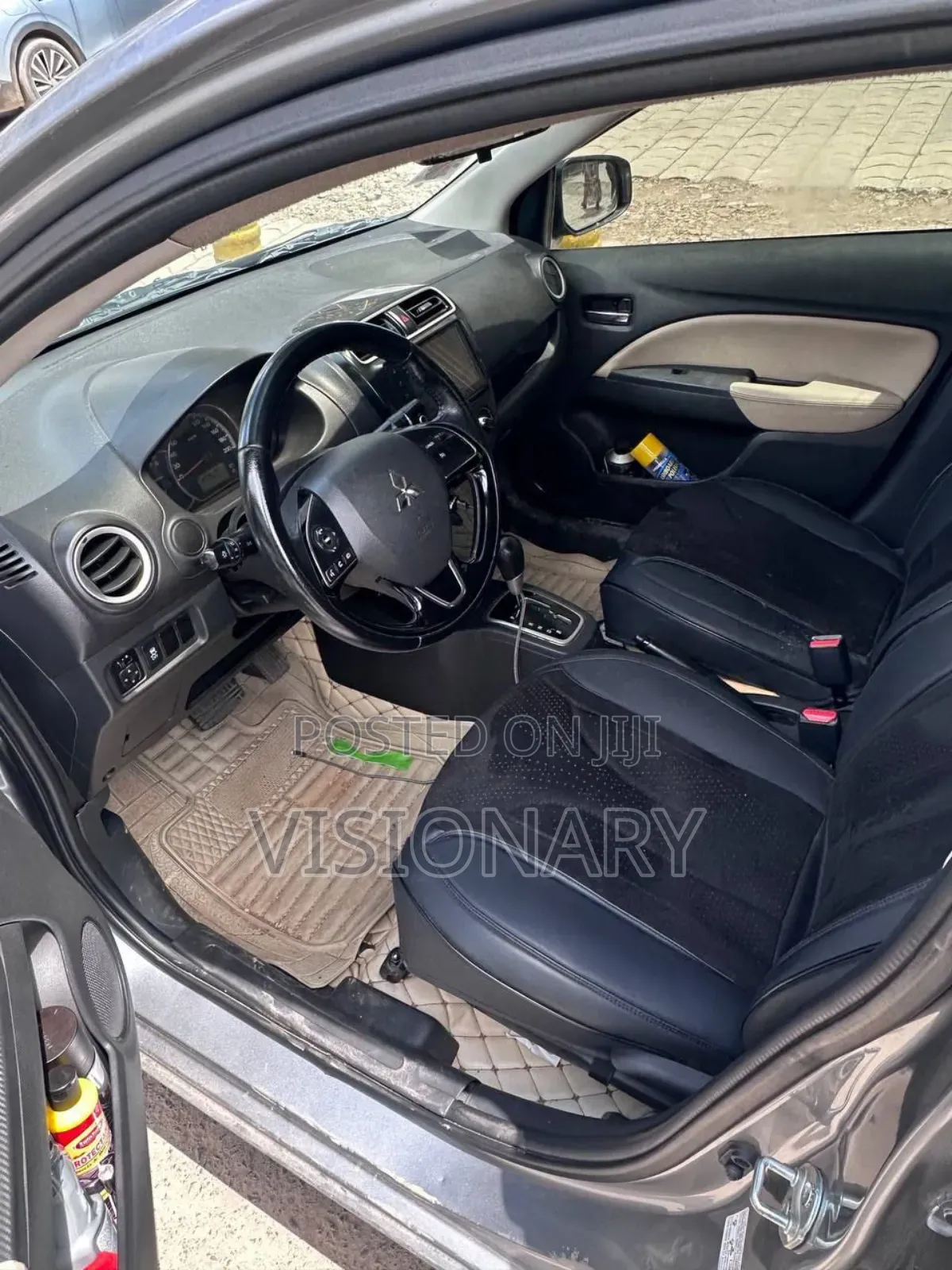 Mitsubishi Attrage 2022 Gray