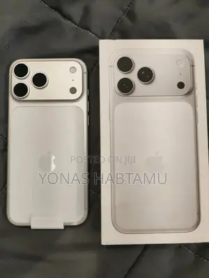 New Apple iPhone 17 Pro Max 256 GB White