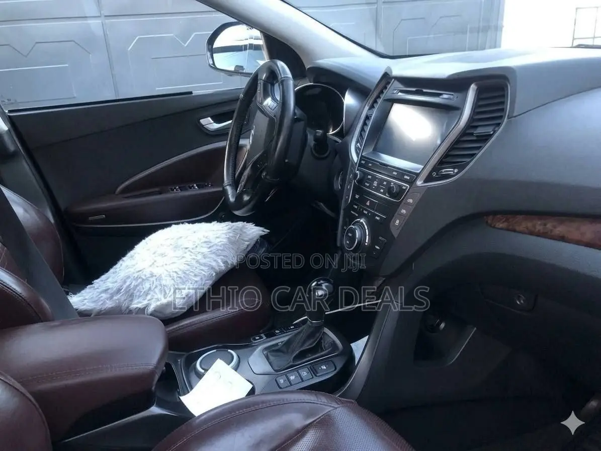 Hyundai Santa Fe 2017 Black