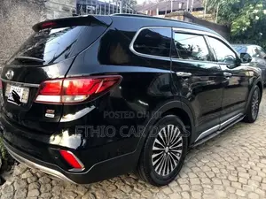 Hyundai Santa Fe 2017 Black