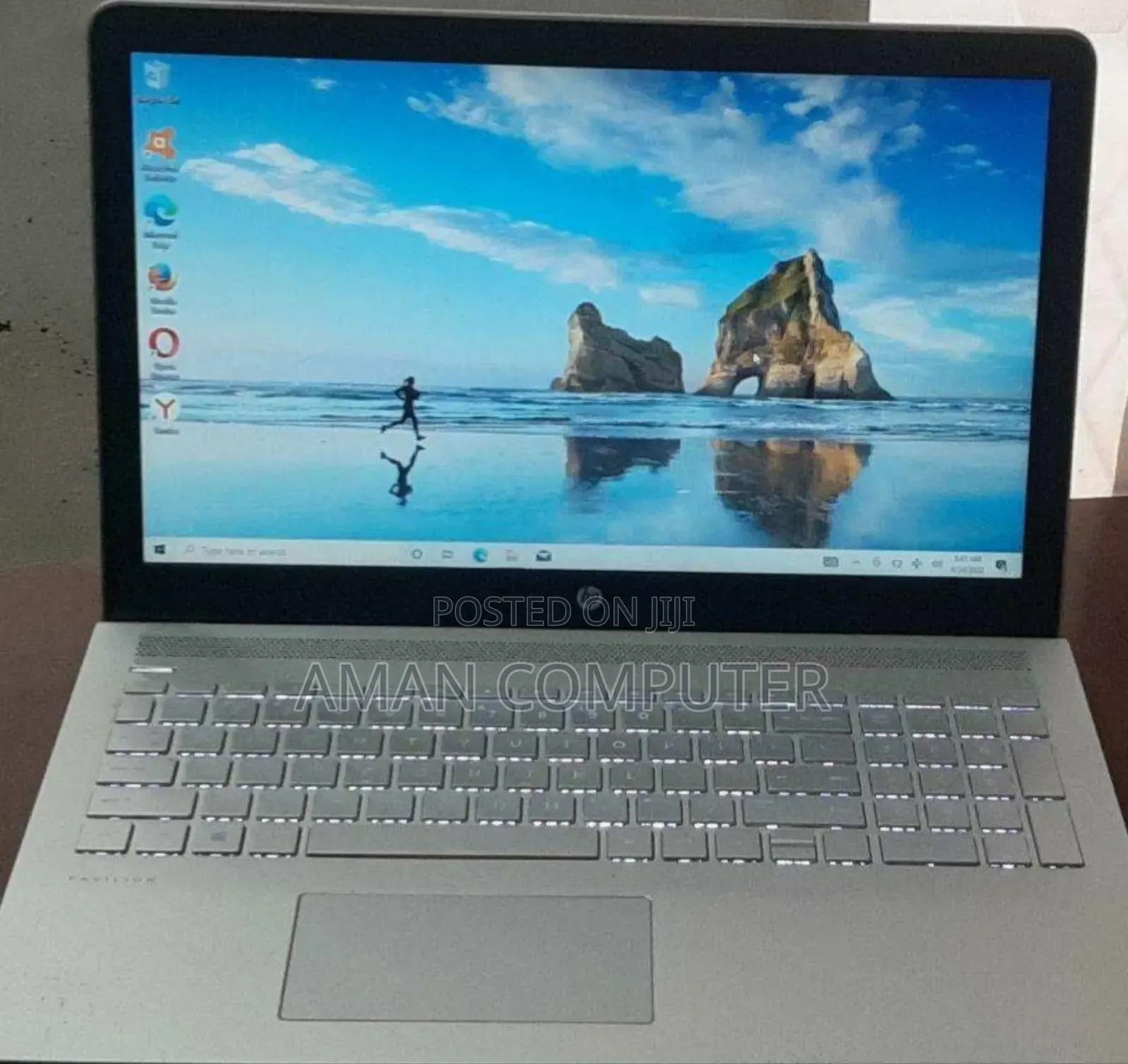 New Laptop HP Pavilion 15 8GB Intel Core i5 SSD 1T